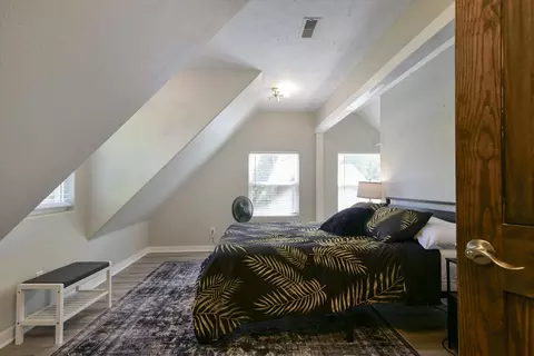 Bedroom - 25339 Senator Rd, Shell Knob, MO 65747 photo 5 of 8