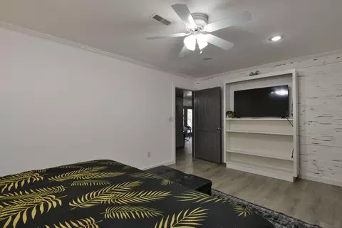 Bedroom - 25339 Senator Rd, Shell Knob, MO 65747 photo 8 of 8