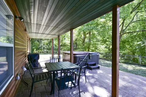 Exterior - 25339 Senator Rd, Shell Knob, MO 65747 photo 6 of 11