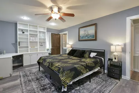 Bedroom - 25339 Senator Rd, Shell Knob, MO 65747 photo 2 of 8
