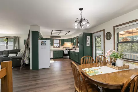 Dining - 7460 W State Highway Bb, Willard, MO 65781 photo 1 of 2