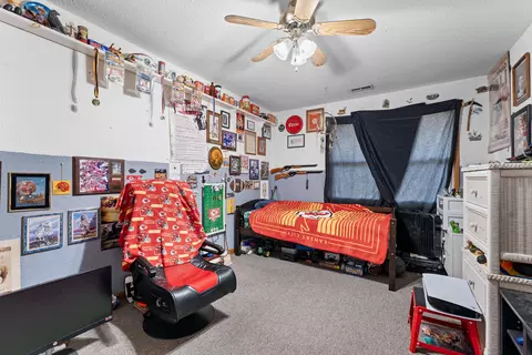 Bedroom - 582 Washington Rd, Shell Knob, MO 65747 photo 3 of 6