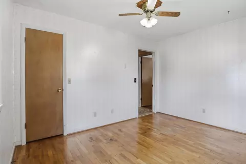 Bedroom - 734 S Spruce St, Buffalo, MO 65622 photo 6 of 6