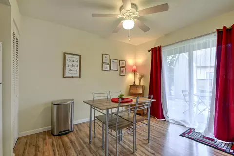 Dining - 520 Abby Ln #2, Branson, MO 65616 photo 1 of 2