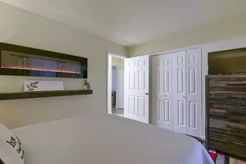 Bedroom - 520 Abby Ln #2, Branson, MO 65616 photo 3 of 3