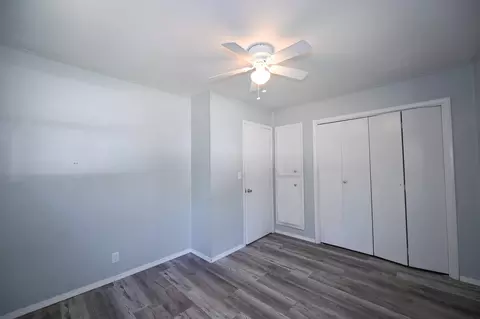 Bedroom - 184 S Heatherwood Rd, Shell Knob, MO 65747 photo 3 of 4