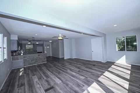 Living - 184 S Heatherwood Rd, Shell Knob, MO 65747 photo 3 of 6