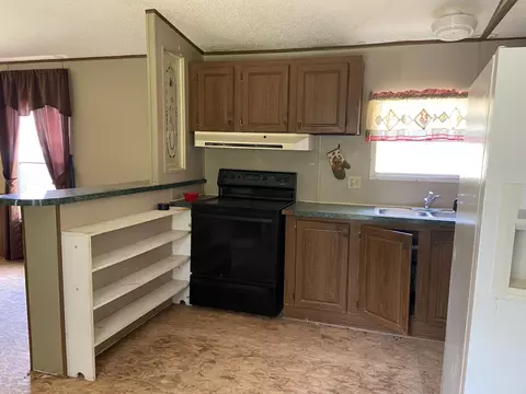 Kitchen - 850 County Road 255, Thayer, MO 65791 photo 2 of 2