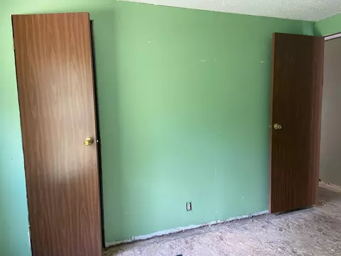 Bedroom - 850 County Road 255, Thayer, MO 65791 photo 3 of 5