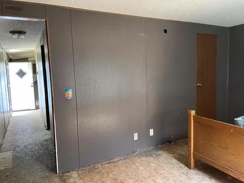Bedroom - 850 County Road 255, Thayer, MO 65791 photo 5 of 5
