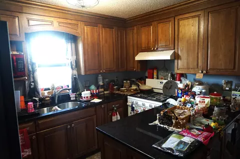Kitchen - 484 Lodge Pole Dr, Ozark, MO 65721 photo 2 of 6