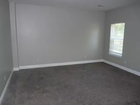 Living - 1209 S 21st Ave, Ozark, MO 65721 photo 5 of 6