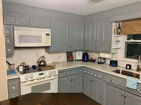 Kitchen - 419 Davis Dr, Monett, MO 65708 photo 3 of 3