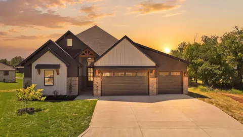 1742 E Skyline Ave, Ozark, MO 65721 photo 3