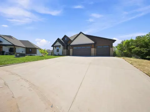 1742 E Skyline Ave, Ozark, MO 65721 photo 5