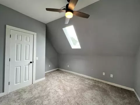 Bedroom - 2026 N Franklin Ave, Springfield, MO 65803 photo 3 of 5
