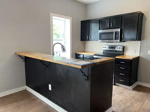 Kitchen - 2026 N Franklin Ave, Springfield, MO 65803 photo 1 of 3