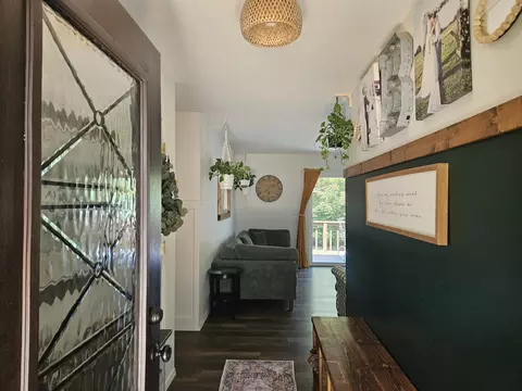 Entry Way - 237 Renee Ave, Sparta, MO 65753 photo 1 of 7