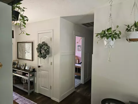 Entry Way - 237 Renee Ave, Sparta, MO 65753 photo 3 of 7