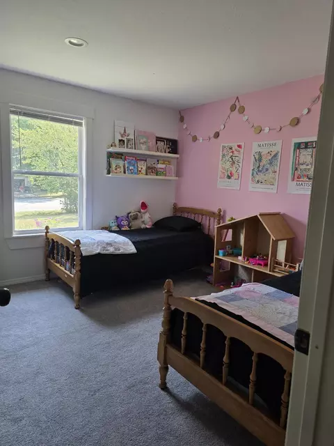 Bedroom - 237 Renee Ave, Sparta, MO 65753 photo 1 of 4