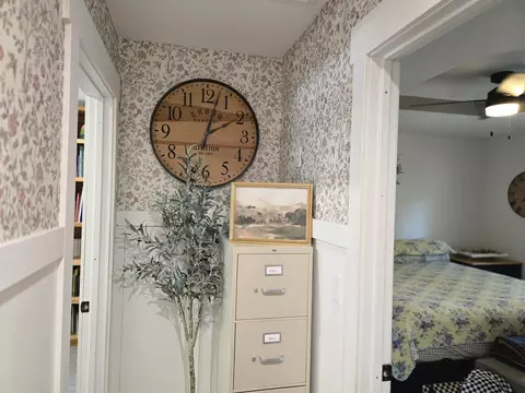 Entry Way - 237 Renee Ave, Sparta, MO 65753 photo 5 of 7