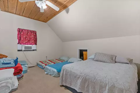 Bedroom - 278 Sparrow Ln, Shell Knob, MO 65747 photo 2 of 4