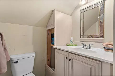 Bath - 278 Sparrow Ln, Shell Knob, MO 65747 photo 4 of 4