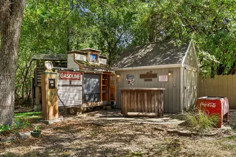 Exterior - 278 Sparrow Ln, Shell Knob, MO 65747 photo 6 of 12