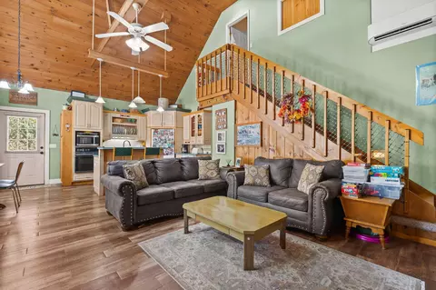 Living - 278 Sparrow Ln, Shell Knob, MO 65747 photo 2 of 3