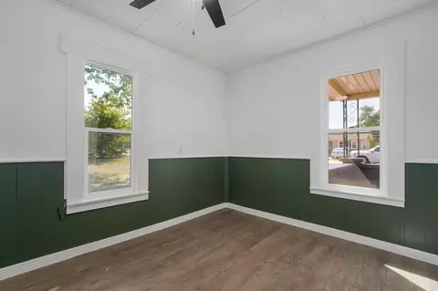 Other - 2423 W Olive St, Springfield, MO 65802 photo 2 of 6