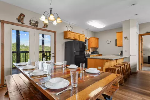 Dining - 349 Willow Oak Ln, Branson, MO 65616 photo 1 of 4
