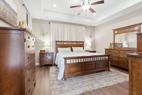 Bedroom - 4446 Findley Rd, Macomb, MO 65702 photo 2 of 5