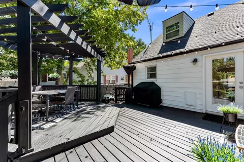 Exterior - 1261 E University St, Springfield, MO 65804 photo 6 of 13