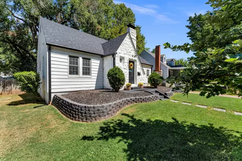 Exterior - 1261 E University St, Springfield, MO 65804 photo 4 of 13