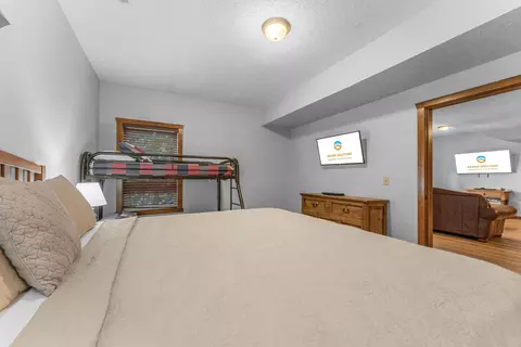 Bedroom - 376 Willow Oak Ln, Branson, MO 65616 photo 10 of 14