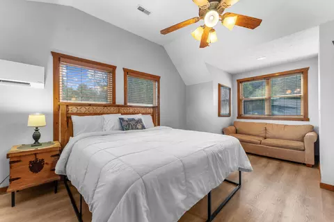 Bedroom - 376 Willow Oak Ln, Branson, MO 65616 photo 7 of 14