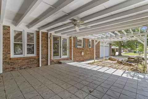 Exterior - 721 S Pine Ave, Republic, MO 65738 photo 7 of 10
