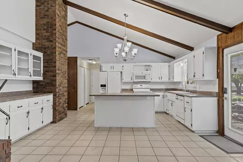 Kitchen - 721 S Pine Ave, Republic, MO 65738 photo 1 of 6