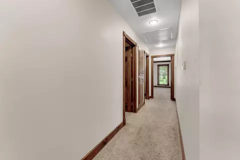 Entry Way - 6317 S Glenridge Dr, Springfield, MO 65804 photo 3 of 3