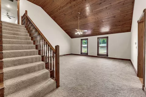 Living - 6317 S Glenridge Dr, Springfield, MO 65804 photo 8 of 8