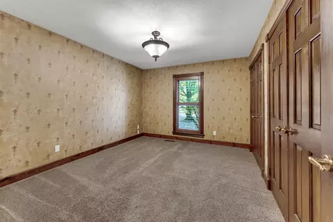 Bedroom - 6317 S Glenridge Dr, Springfield, MO 65804 photo 3 of 4
