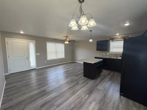 Living - 315 Sunrise, Branson, MO 65616 photo 2 of 7