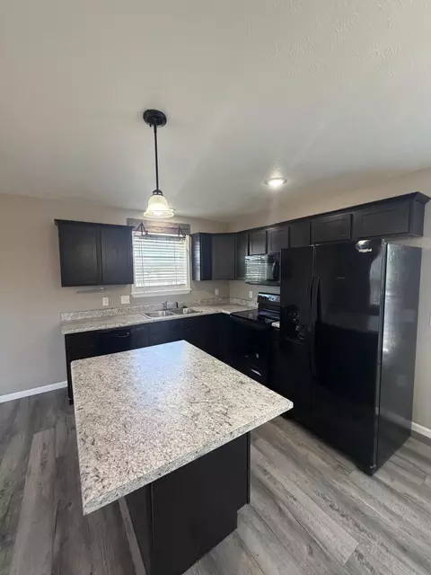 Kitchen - 315 Sunrise, Branson, MO 65616 photo 1 of 1