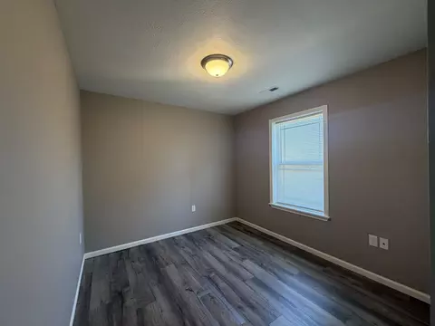 Bedroom - 315 Sunrise, Branson, MO 65616 photo 3 of 4
