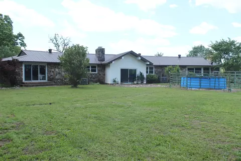 Exterior - 2231 W Hwy, Thayer, MO 65791 photo 6 of 9