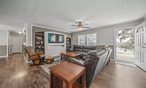 Living - 9223 State Highway 32, Salem, MO 65560 photo 3 of 3