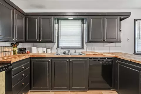 Kitchen - 1201 W Edgewood St, Springfield, MO 65807 photo 2 of 2