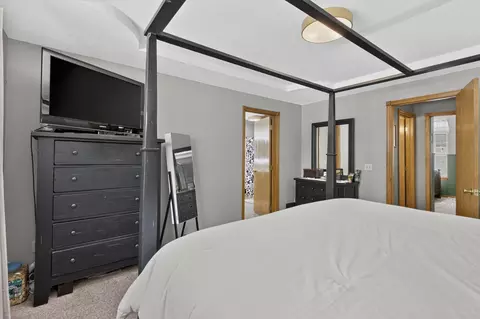 Bedroom - 17 Saddleback St, Buffalo, MO 65622 photo 2 of 4