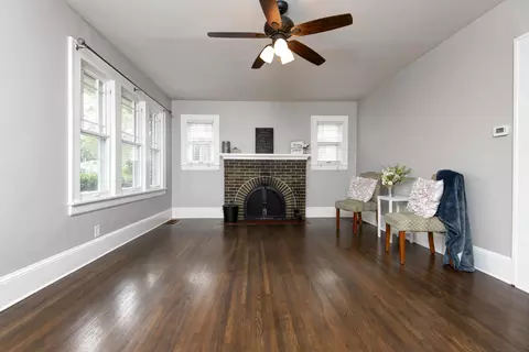 Living - 420 E Loren St, Springfield, MO 65807 photo 2 of 5