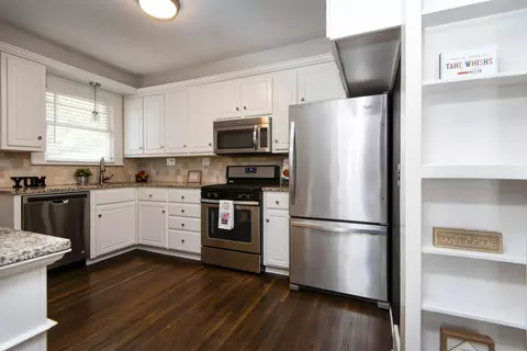 Kitchen - 420 E Loren St, Springfield, MO 65807 photo 1 of 3